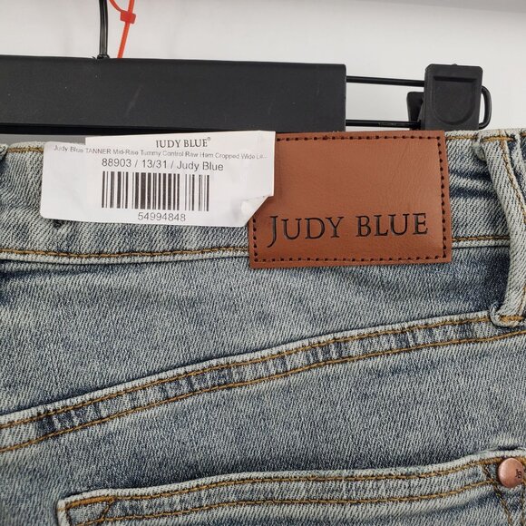 Judy Blue Mid Rise Tummy Control Raw Hem Cropped Wide Leg Jens Women Size 13 NWT - Picture 7 of 16